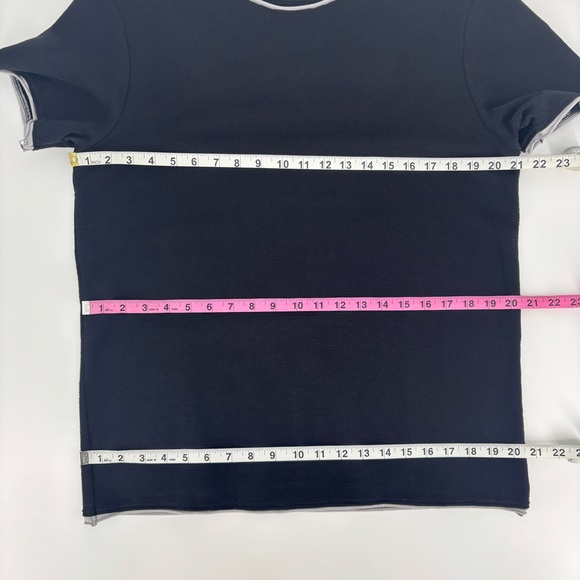 Joe's Jeans NWT Black and Grey Horizontal Ribbed Short Sleeve Cotton Tee, Medium - Picture 8 of 16